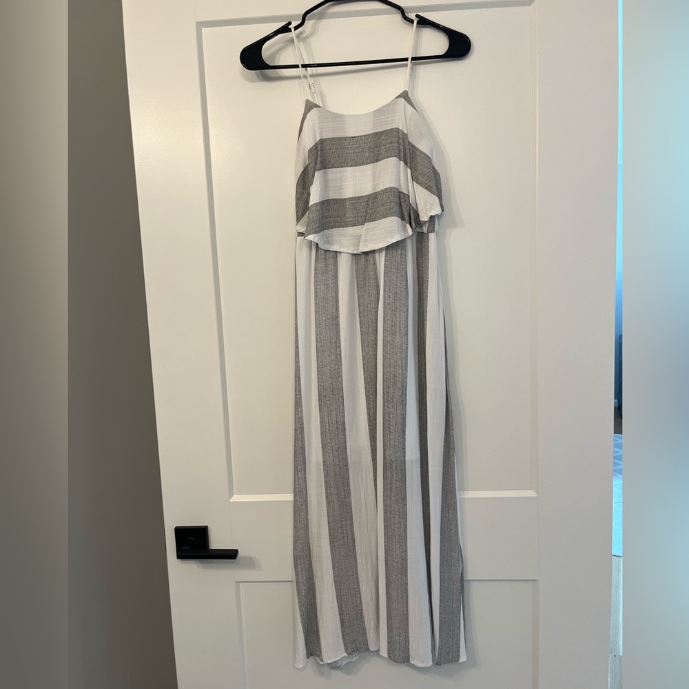 AFTR MARKET Striped Maxi Dress in White and Light Gray
